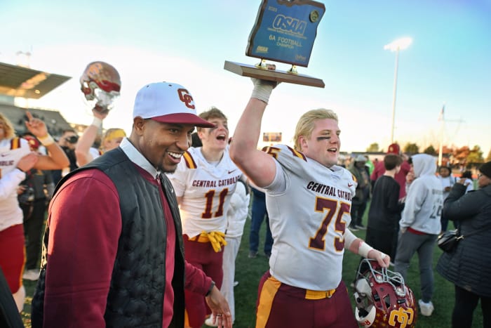 a Central Catholic Tualatin 6A Oregon football final November 22 2023 Leon Neuschwander 94